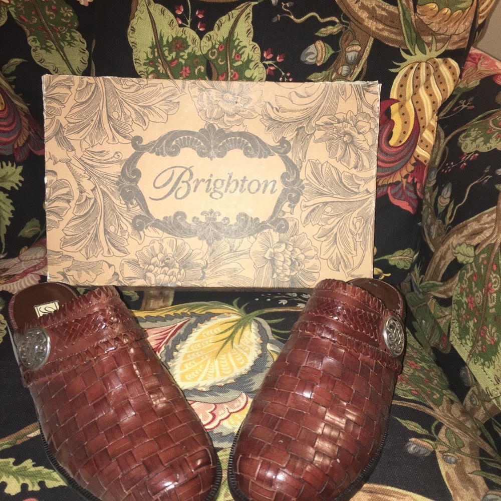 Brighton Brand New Wedge Slip on Shoes.  Size 8M